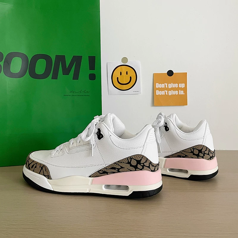 Amona Canvas Sneakers
