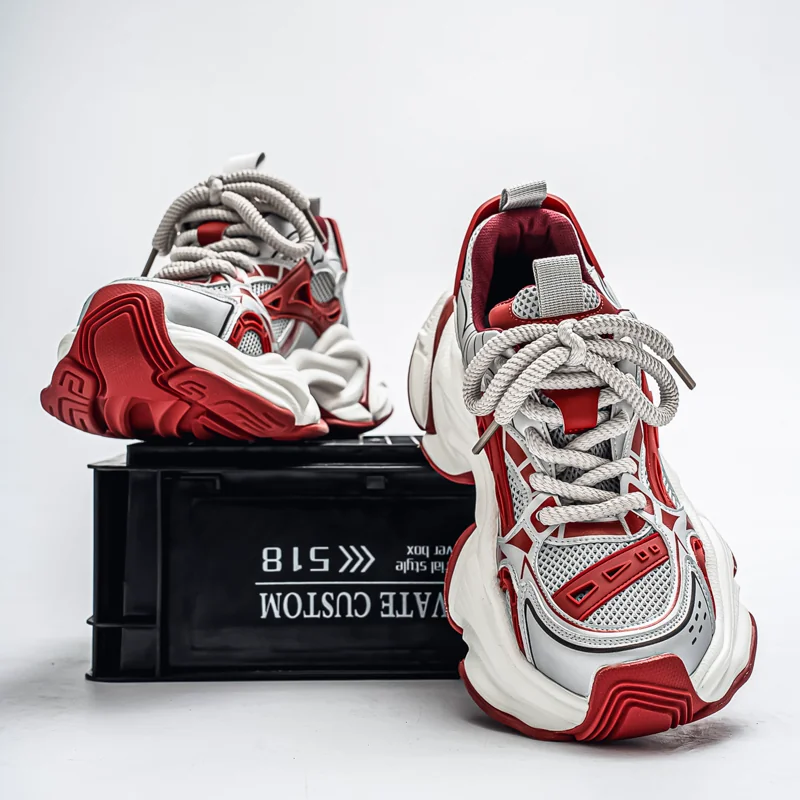 Fashion Comfortable Sneakers with Safe Interior and Non-slip Sole