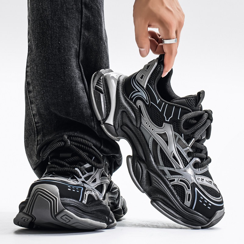 Fashion Comfortable Sneakers with Safe Interior and Non-slip Sole