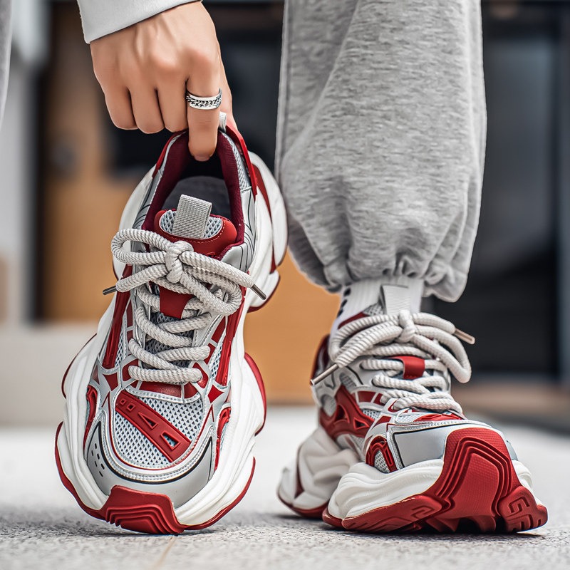 Fashion Comfortable Sneakers with Safe Interior and Non-slip Sole